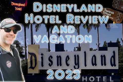 Disneyland Hotel Review and Vacation 2023 Trader Sam's &amp; Goofy's Kitchen Room Tour &amp; Food..