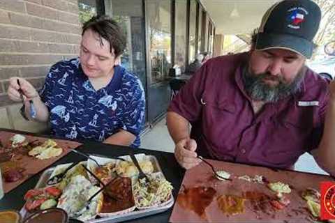 Interstellar BBQ Restaurant Review w Top Texas Pitmasters | Harry Soo SlapYoDaddyBBQ.com