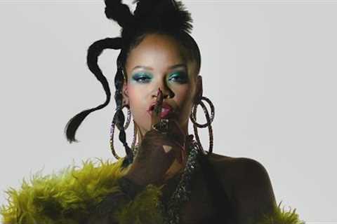 Inside Rihanna’s Prep for Super Bowl Halftime Performance  (Source)