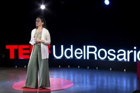 Multiespecie: una familia a mi medida | Catalina Correa | TEDxUdelRosario