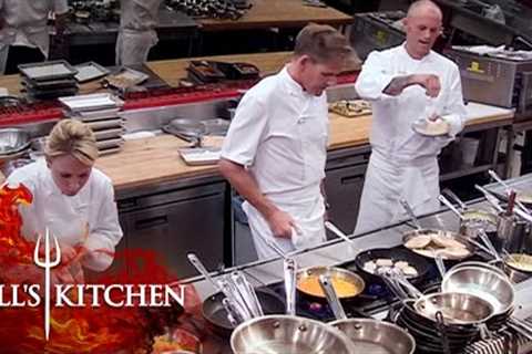 Gordon Ramsay Cooking On Hell's Kitchen