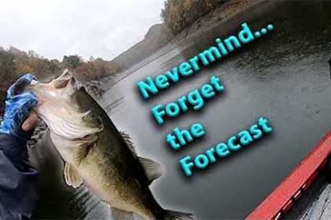Fishing Lake Fontana in the Rain - October 2021