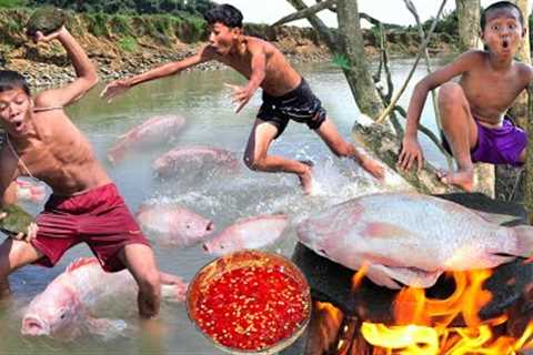 Survival Skills - Eating Red Fish Delicious - Cook On A Rock