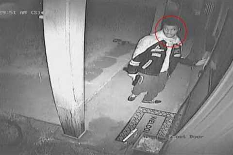 15 Most Disturbing Things Caught on Doorbell Camera Part 26