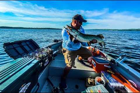 Musky Fishing Chautauqua Lake with the Dan Man