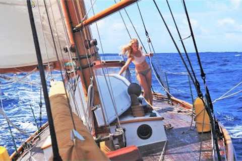 10 | Crossing the Pacific Ocean on a Wooden Boat