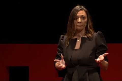 Sogna ad Occhi Aperti: Scopri ed allena la tua intelligenza emotiva | Lara Citarei | TEDxSpoleto