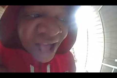 Didn't Waste No Time: Stud Rings Her Neighbor's Doorbell Begging To Eat Her Coochie! 