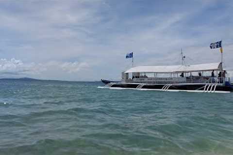 island hopping Cebu with Escondido bay boat