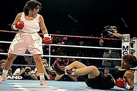 The Greatest Female Knockouts In Boxing | Part 2