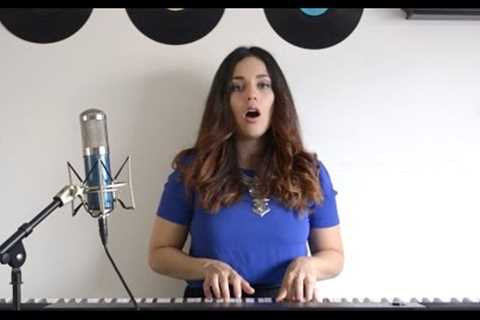 An Introduction to Singing - Breath &amp; Vocal Warmups
