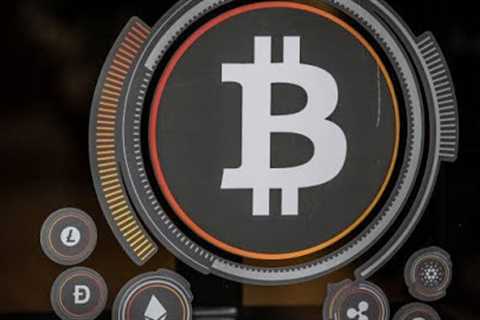 Betting on Bitcoin Miners: Bloomberg Crypto 08/23/2022