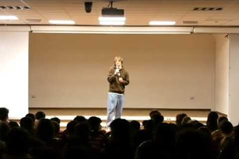 Nessuno è invisibile | Giovanni Santini | TEDxYouth@LEMS