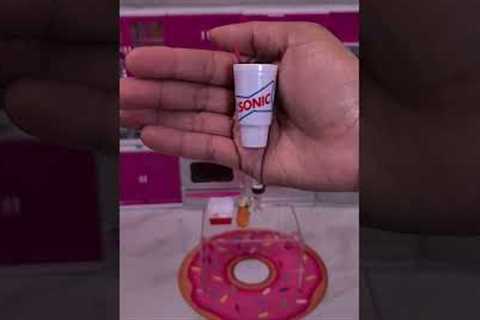 Unboxing Foodie Mini Brands