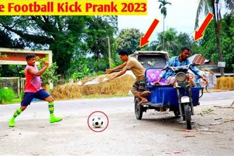 Fake Football Kick Prank 2023 !! Football Scary Prank - Gone Wrong Reaction by 4 Minute Fun PRANK