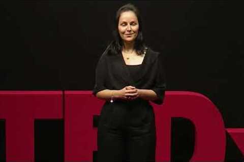 Saber fazer perguntas é mais importante que saber as respostas   | Marilda Silveira | TEDxESMPU
