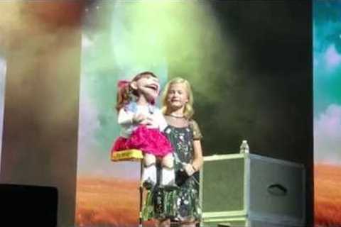 Darci Lynne Amazing Performance Yodeling at Las Vegas Show