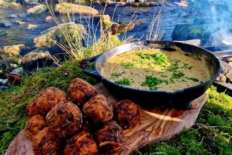 Simple CHICKEN and POTATOES recipe with a huge amount of CHEESE (ASMR, RELAXING SOUNDS,CAMPING)