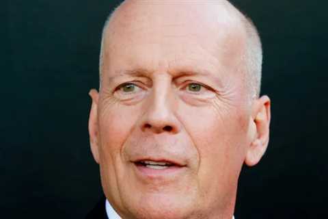 Hollywood Sends Love and Support to Bruce Willis After Frontotemporal Dementia Diagnosis