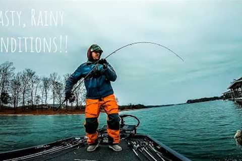 Fishing NASTY WEATHER Conditions On WARM WATER Disharge Lake!! || Winter Bass Fishing