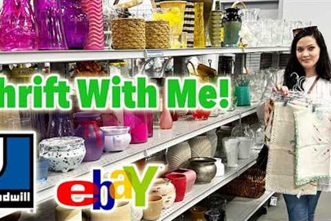 Here We Go Again!!   Thrift With Me At Goodwill Ya'll!