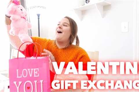 FAMILY VALENTINE GIFT EXCHANGE | Family 5 Vlogs