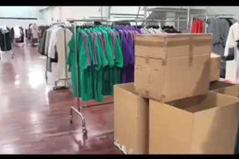 Online platform for wholesale purchase of clothing and shoes from Italy