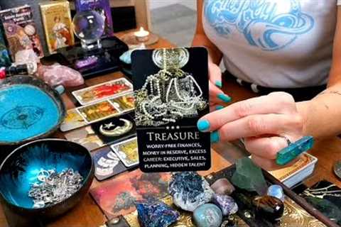 AQUARIUS - WHAT YOU SEE IN YOUR MIND, YOU WILL HAVE IN YOUR BANK!! CAREER MARCH 2023