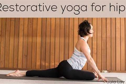Restorative yoga for hips (20min)