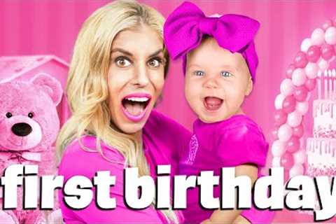 My Daughter's First Birthday in One Color
