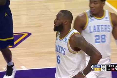 LeBron James turned into the character of Space Jam and scored an amazing alley oop dunk vs gsw