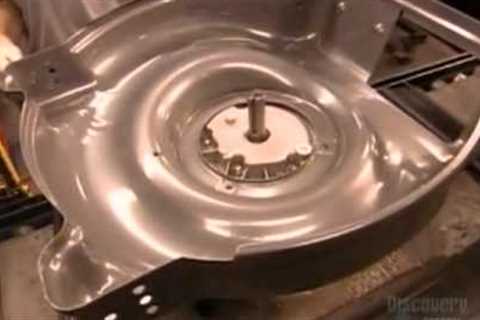 How It's Made - Lawn Mowers
