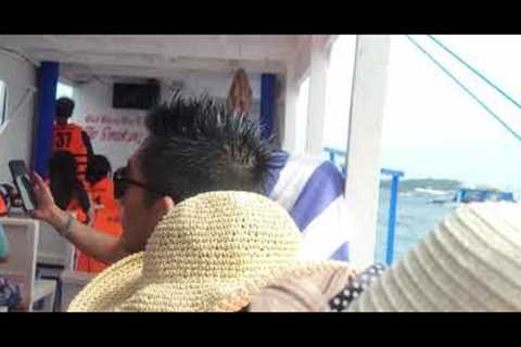 Boat Ride for Island Hopping @Boracay, Philippines, Jan. 12, 2023 #boatrides #boracay #philippines