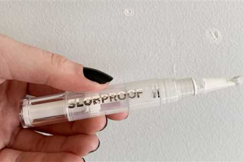 To fix chips in my walls, I tried Amazon's Slobproof Touch Up Paint Pens