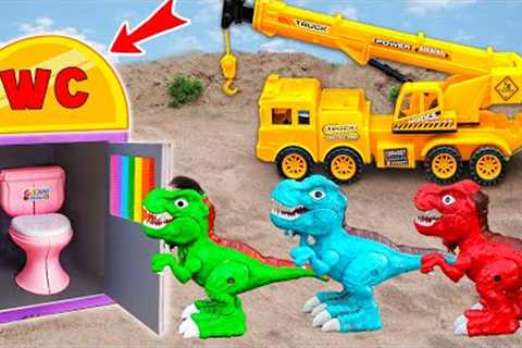 RC Car toys | Build DIY toilets for Dinosaurs with JCB Construction Vehicles - ToyTV for kids