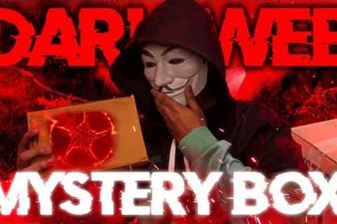 (DARK WEB) MYSTERY BOX UNBOXING CREEPY | $200 = RS 16,000 + | EDUCATIONAL PURPOSE