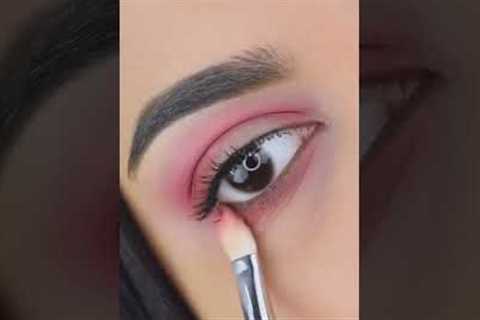 Pink Smokey Eyeshadow Tutorial | Easy Glam Eye Makeup | Nykaa #shorts