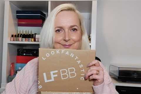 Unboxing LookFantastic Subscription Beauty Box March 2023 - worth over £54.00