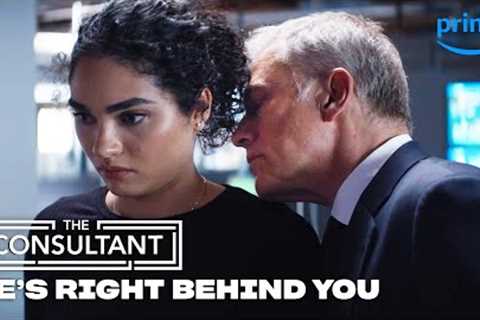 *JUMPSCARE WARNING* Mr. Patoff, Giving Creepy Vibes  | The Consultant | Prime Video