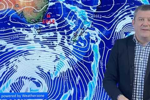 Southern Ocean turns very stormy - how it will influence our weather