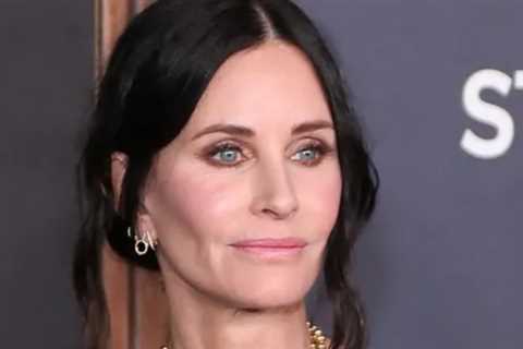 Courteney Cox's Biggest Beauty Regret Is Getting Facial Fillers