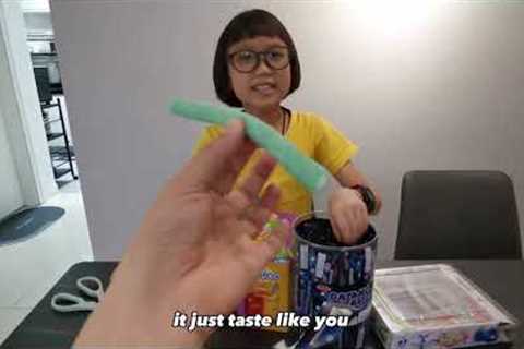ZiXuan unbox gummy and chewing candy. grandpa brought her from Penang. #unboxing #asmr #sourcandy