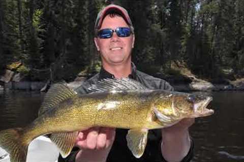 Spring time Crappie and Walleye Fishing on Rainy Lake w/ In Depth Outdoors