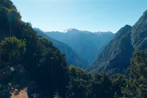 The 7 Benefits of Mountaineering
