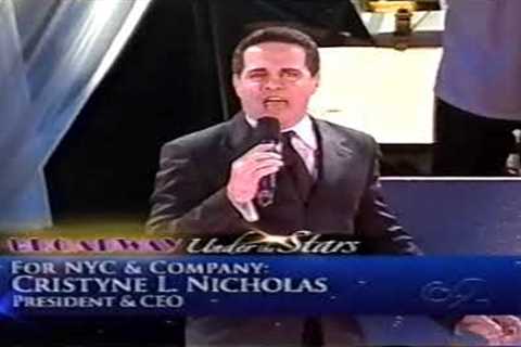 Mario Cantone - New York New York. Broadway Under The Stars 2005
