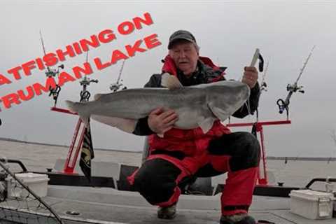 Catfishing On Truman Lake
