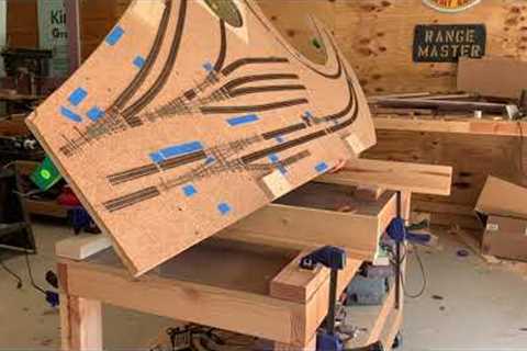 Model Railroad Update 79 (Building Frying Pan 3)