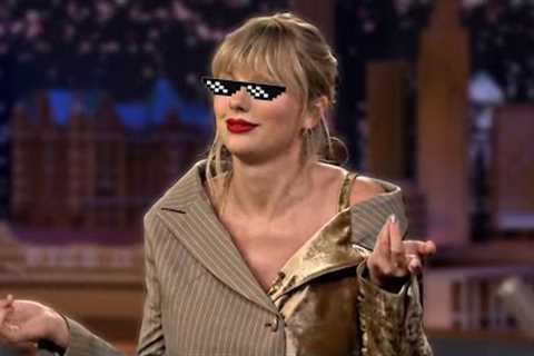 Taylor Swift Funny Moments 2022 - She Is Funny And Iconic At The Same