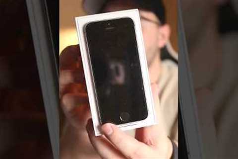 Unboxing a 10 Year Old iPhone
