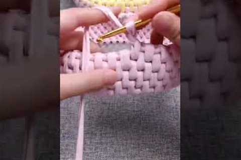 How to Knit for Beginners &amp; Pros 🧶 Easy Knitting Easy Crochet Design #Shorts (4)